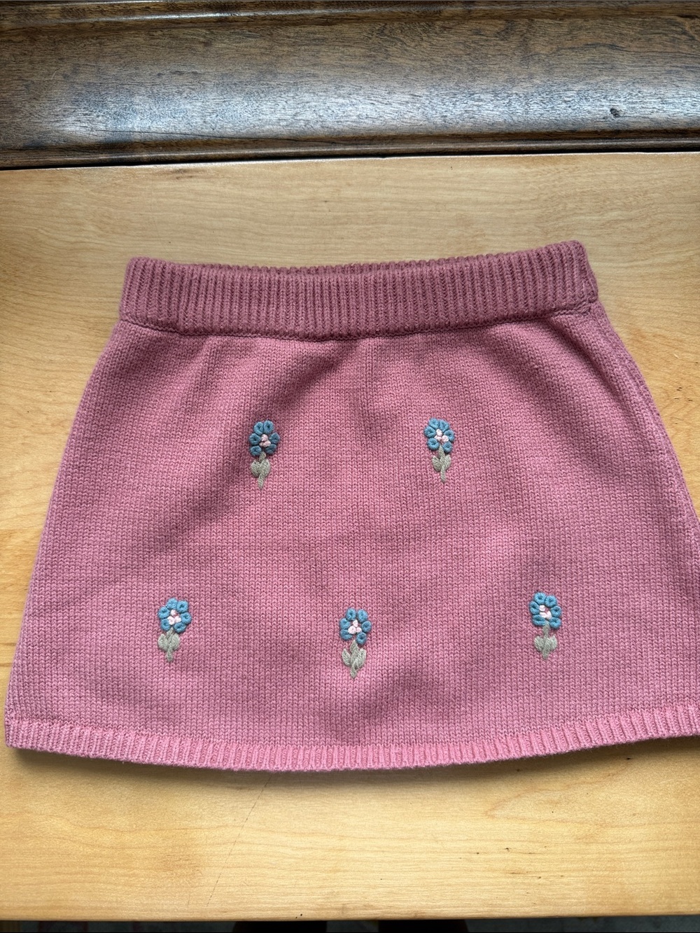 Zara Rose Pink Knit Mini Skirt with Blue Floral Embroidery
